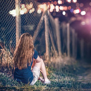 日本护士XXXX后入式
